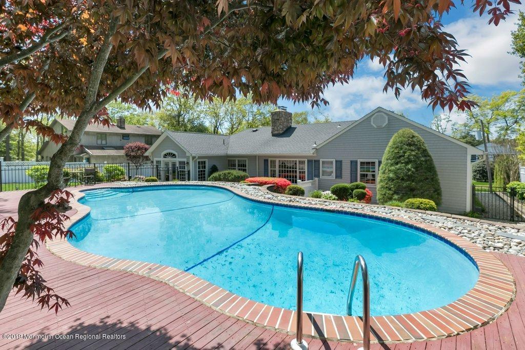 642 Valley Road Brielle, NJ 08730 - Photo 40 of 40 050-1F8A3800_m
