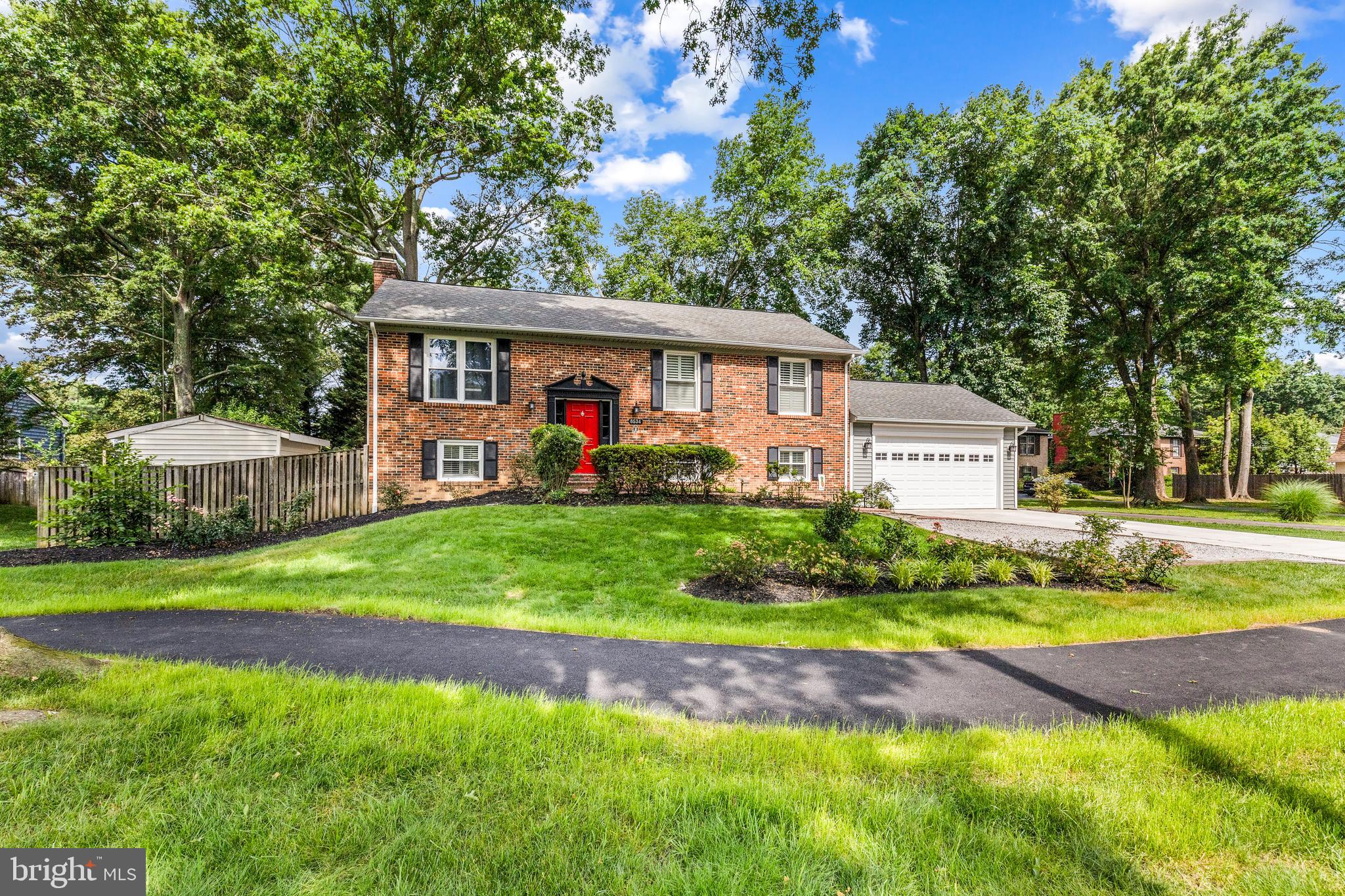 8534 Riverside Road Alexandria, VA 22308 - Photo 1 of 47