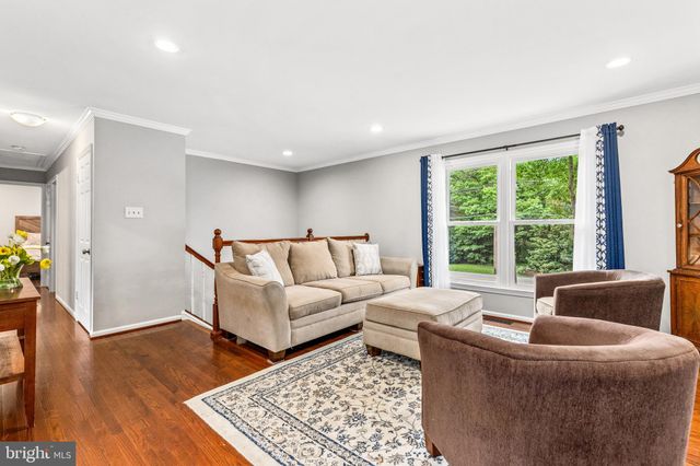 $890,000 | 8534 Riverside Road, Alexandria, VA 22308