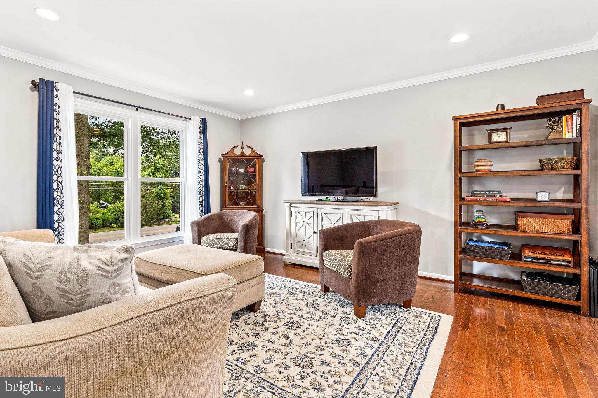 8534 Riverside Road Alexandria, VA 22308 - Photo 12 of 47