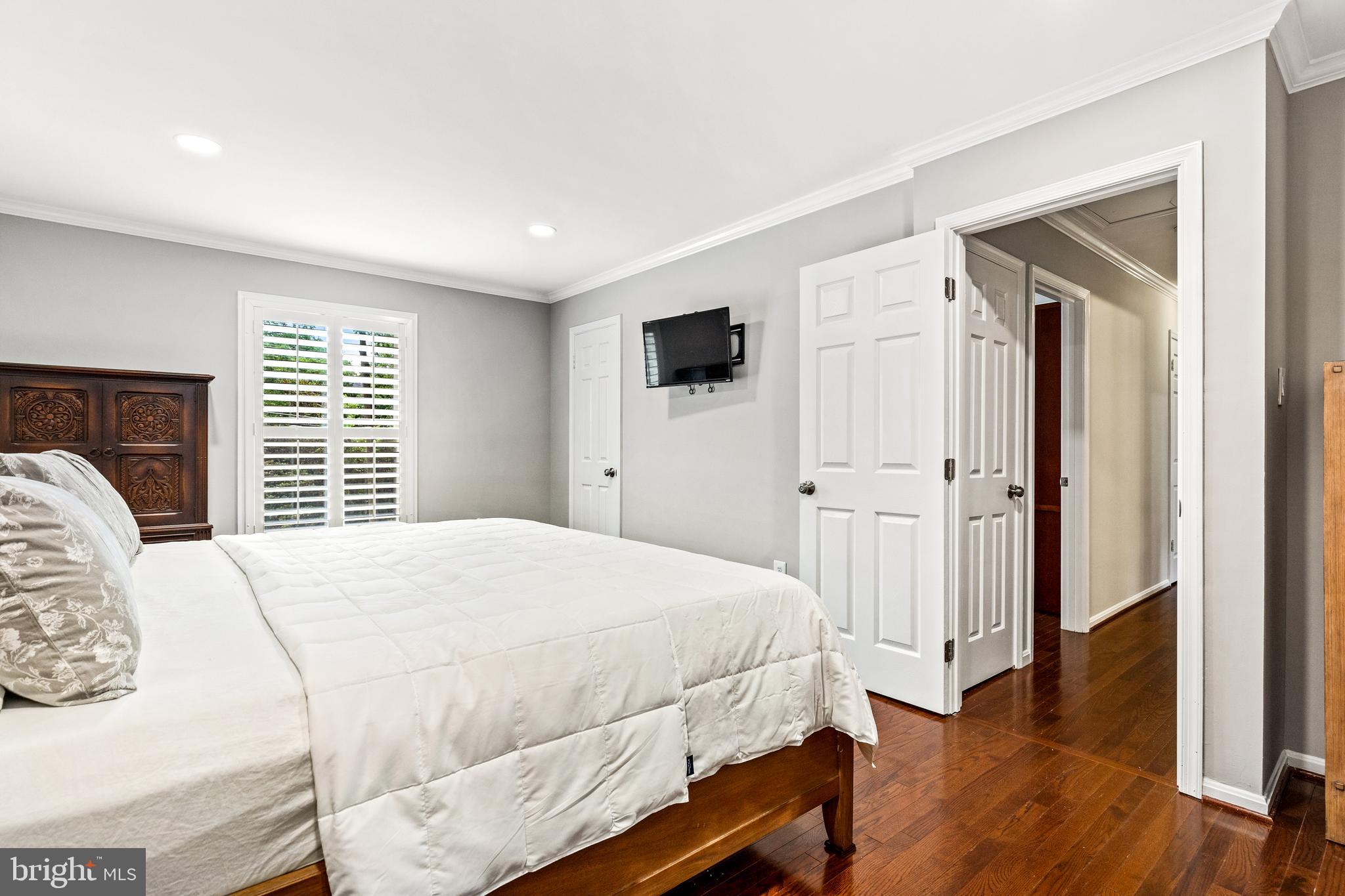 8534 Riverside Road Alexandria, VA 22308 - Photo 18 of 47