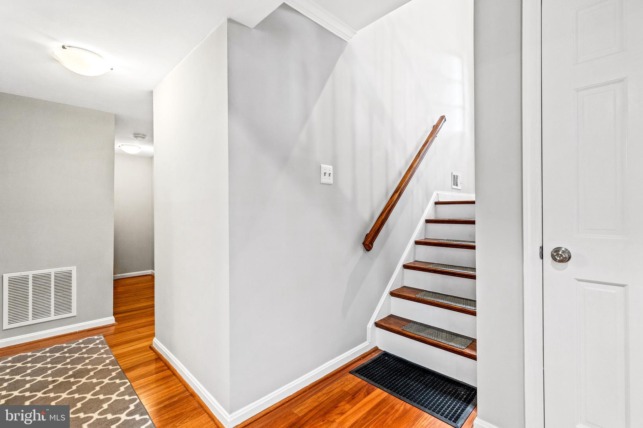 8534 Riverside Road Alexandria, VA 22308 - Photo 24 of 47