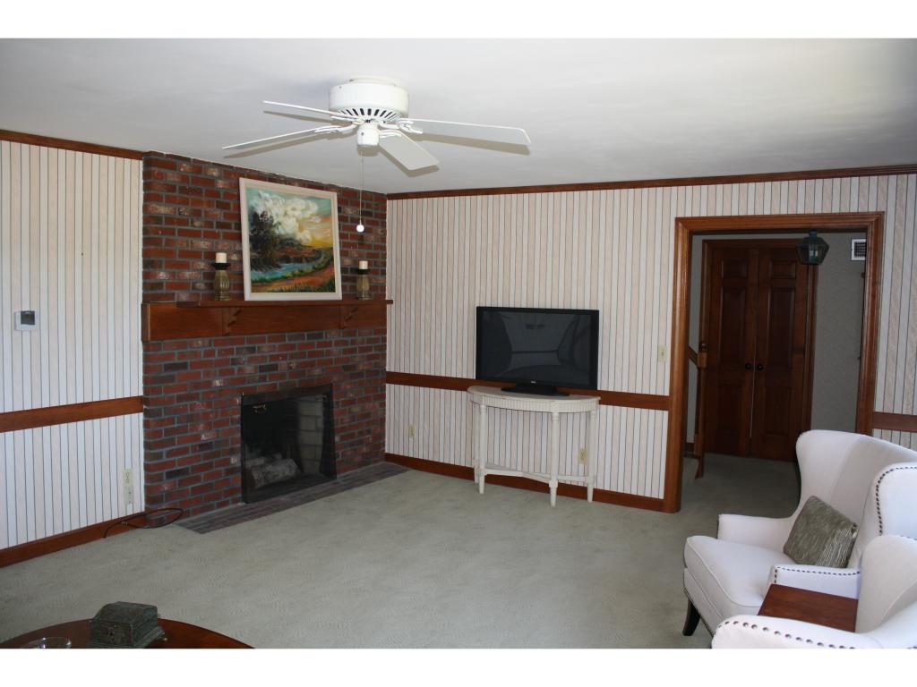 28 River Road Hudson, NH 03051 - Photo 12 of 35