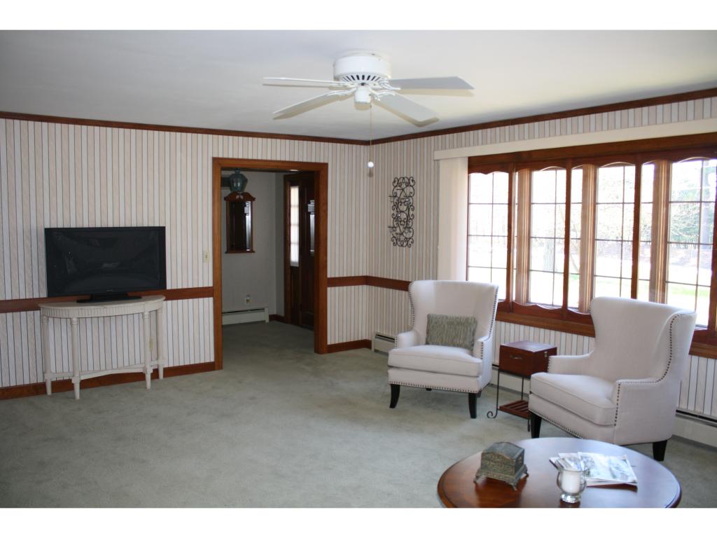 28 River Road Hudson, NH 03051 - Photo 10 of 35