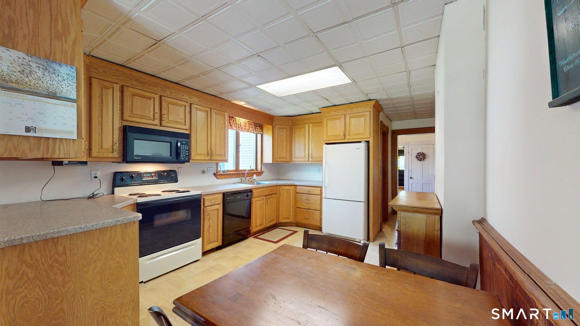 82 Main Street East Windsor, CT 06016 - Photo 14 of 37