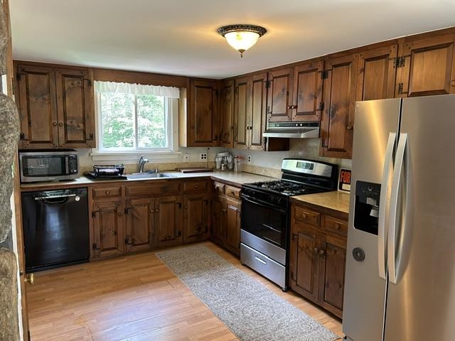 3156 Grafton Road Townshend, VT 05353 - Photo 5 of 23 Gallery Image 5