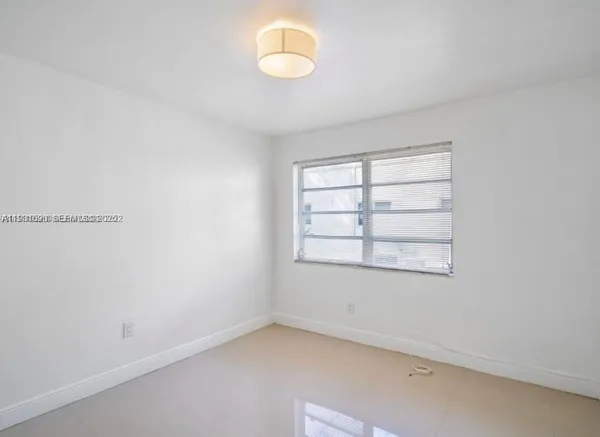 $2,200 | 552 Northeast 61st Street, Unit 4, Miami, FL 33137