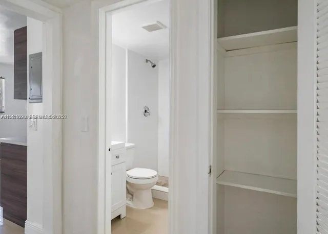 a bathroom with a toilet