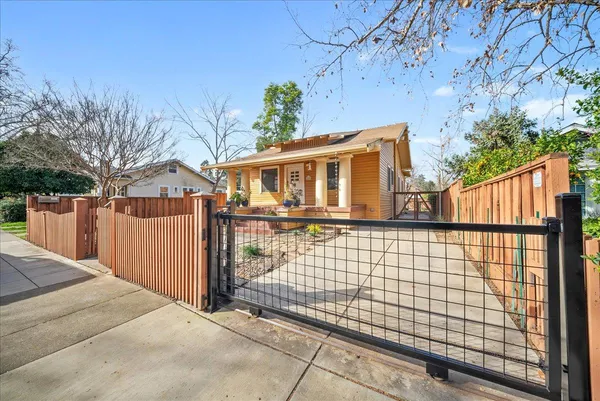 $598,000 | 2500 41st Street, Sacramento, CA 95817