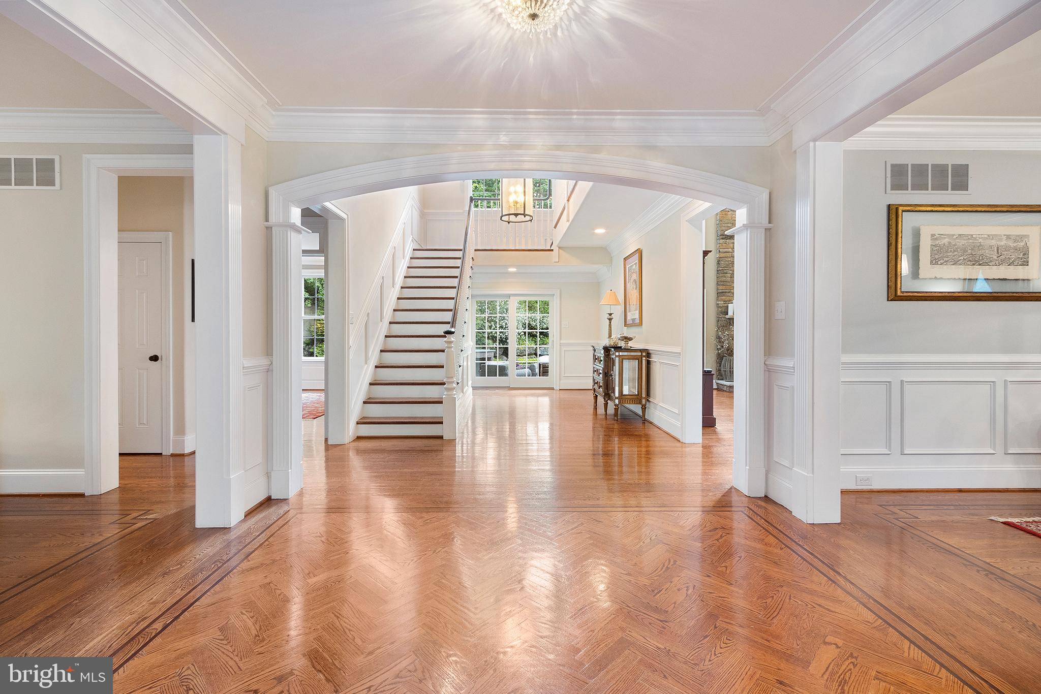 718 North Valley Road Paoli, PA 19301 - Photo 4 of 44 Gracious view through Foyer
