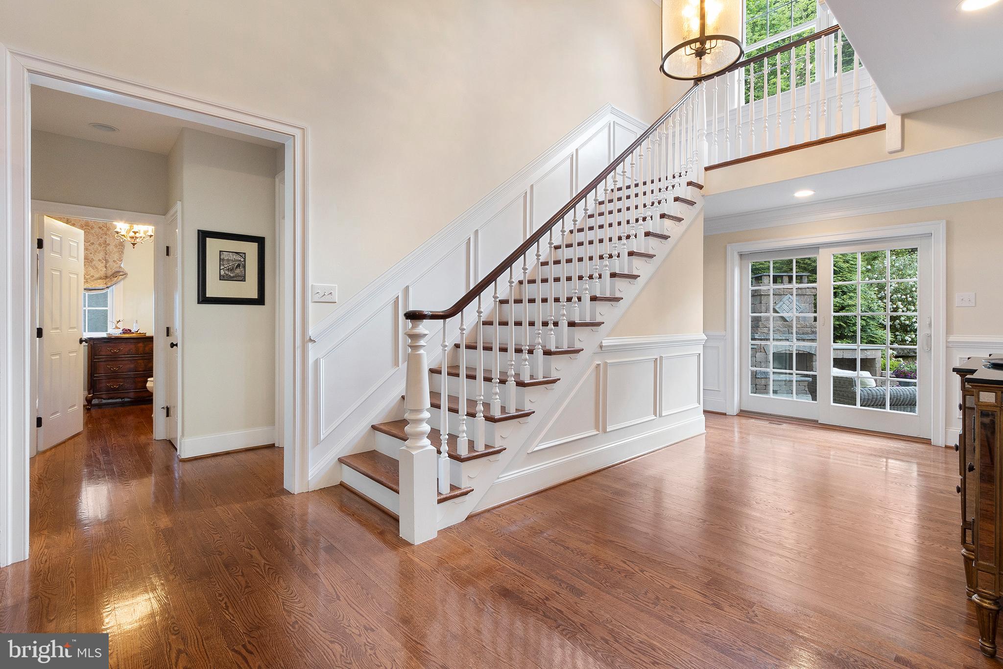 718 North Valley Road Paoli, PA 19301 - Photo 7 of 44 Gracious staircase, hardwood throughout 1st floor