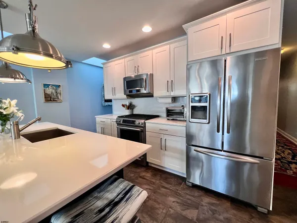 $11,000 | 7903 Atlantic Avenue, Unit A, Margate City, NJ 08402