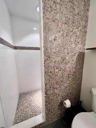 $11,000 | 7903 Atlantic Avenue, Unit A, Margate City, NJ 08402