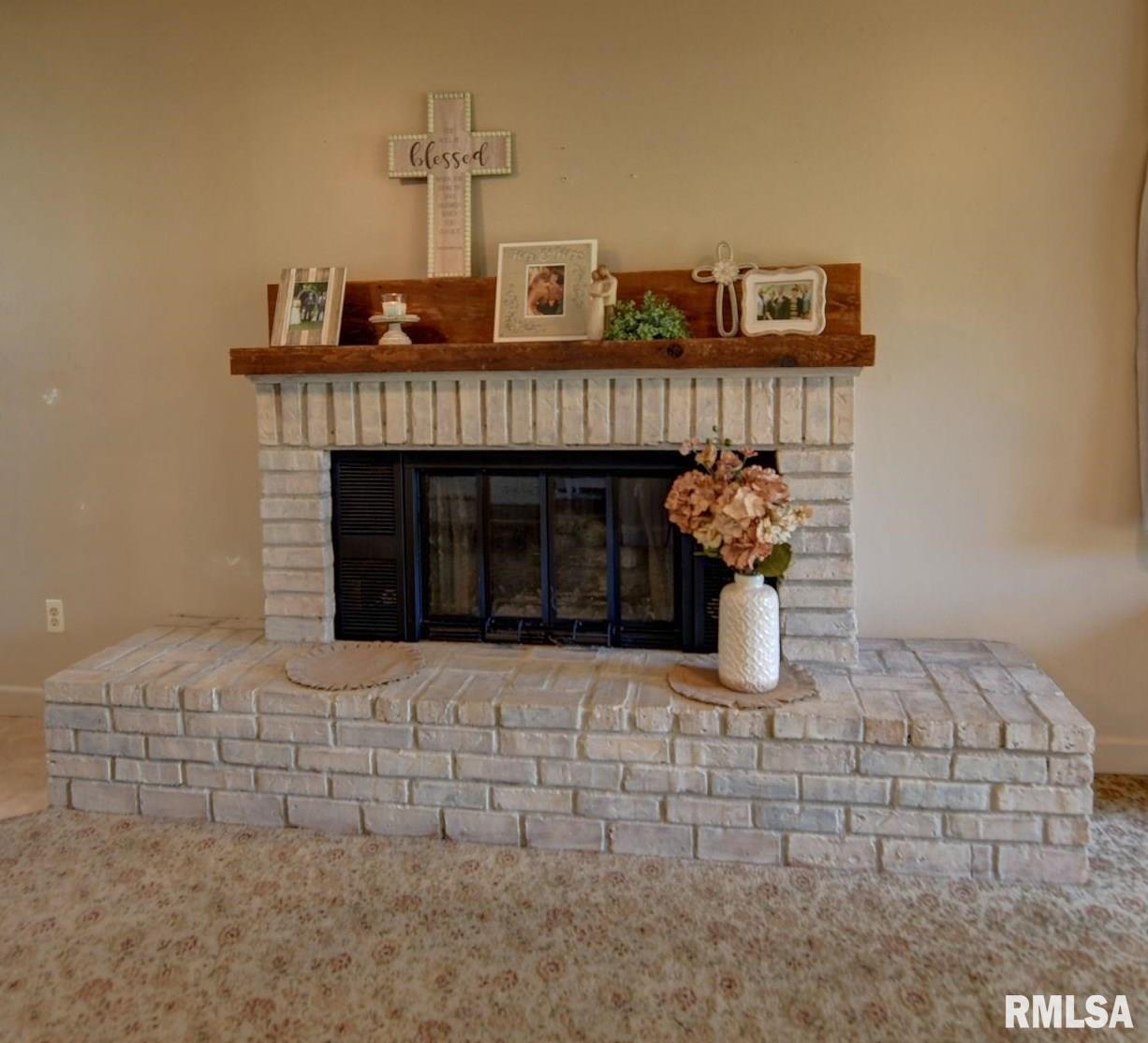 2275 Appletree Lane Decatur, IL 62521 - Photo 18 of 37