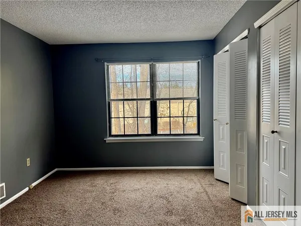 $2,100 | 31 Voscek Court, Lawrence Township, NJ 08648