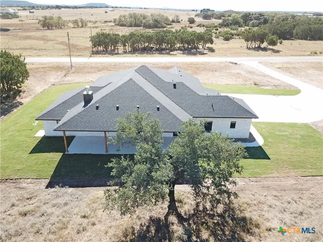 $675,000 | 1524 Cottonwood Mesa Drive, Kempner, TX 76539