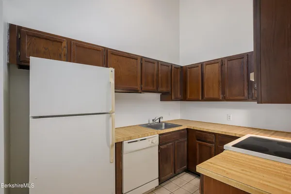 $399,000 | 16 Windflower Way, Unit 16, Williamstown, MA 01267