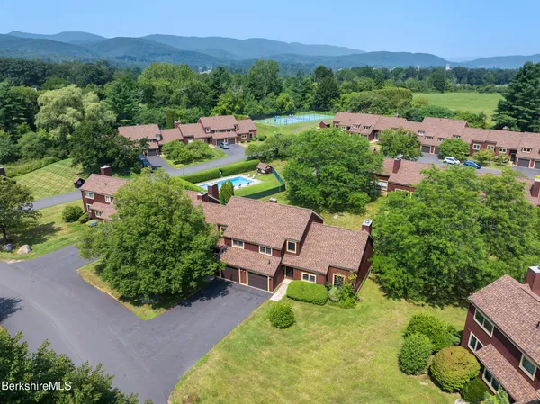 $399,000 | 16 Windflower Way, Unit 16, Williamstown, MA 01267