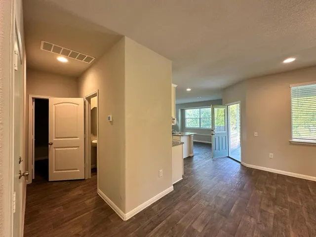$1,950 | 14010 Luisium View, Pflugerville, TX 78660