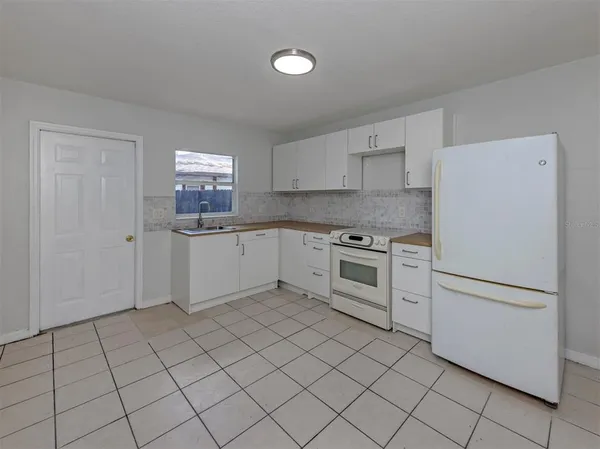 $575,000 | 5636 6th St Court East, Bradenton, FL 34203