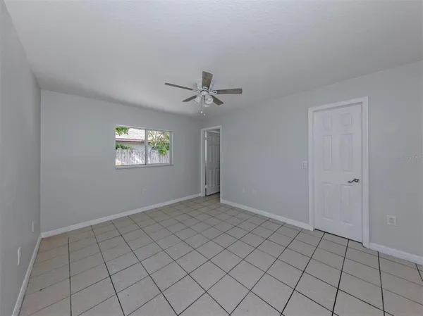 $575,000 | 5636 6th St Court East, Bradenton, FL 34203