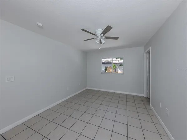 $575,000 | 5636 6th St Court East, Bradenton, FL 34203