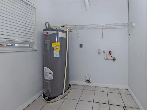 $575,000 | 5636 6th St Court East, Bradenton, FL 34203