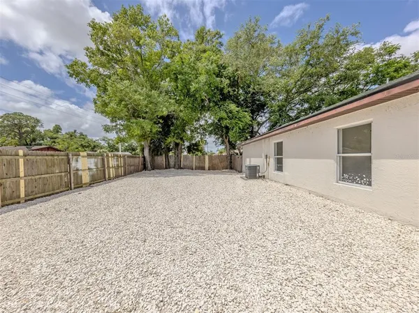 $575,000 | 5636 6th St Court East, Bradenton, FL 34203