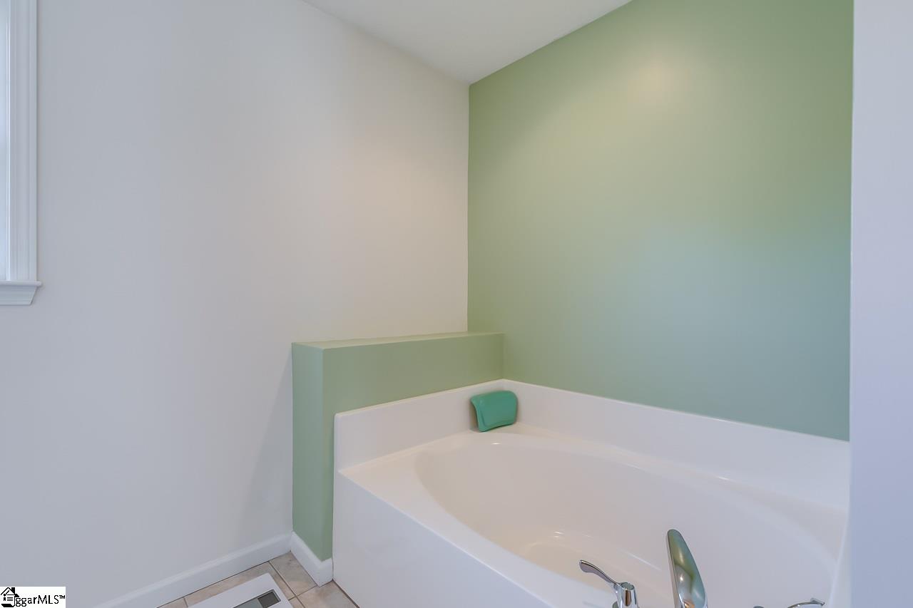 103 Middlehouse Way, Unit 2 Greer, SC 29650 - Photo 24 of 33 Gallery Image 24