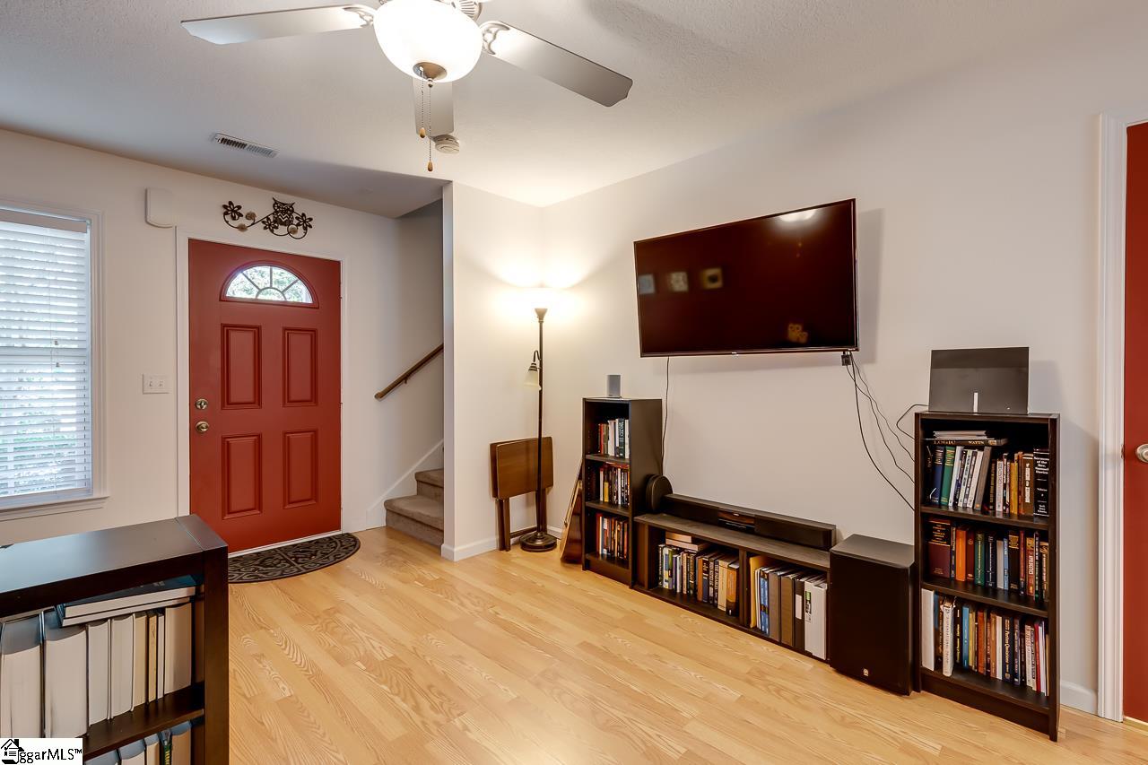 103 Middlehouse Way, Unit 2 Greer, SC 29650 - Photo 6 of 33 Gallery Image 6