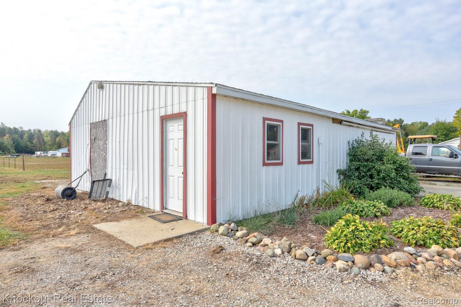 6183 Millington Road Millington, MI 48746 - Photo 56 of 69 6183 Millington Road-52.jpg