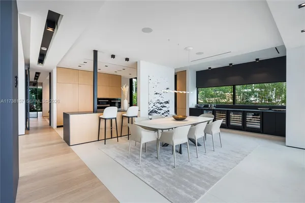 $90,000 | 1369 North Venetian Way, Miami, FL 33139