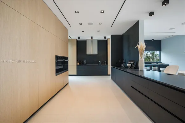 $90,000 | 1369 North Venetian Way, Miami, FL 33139