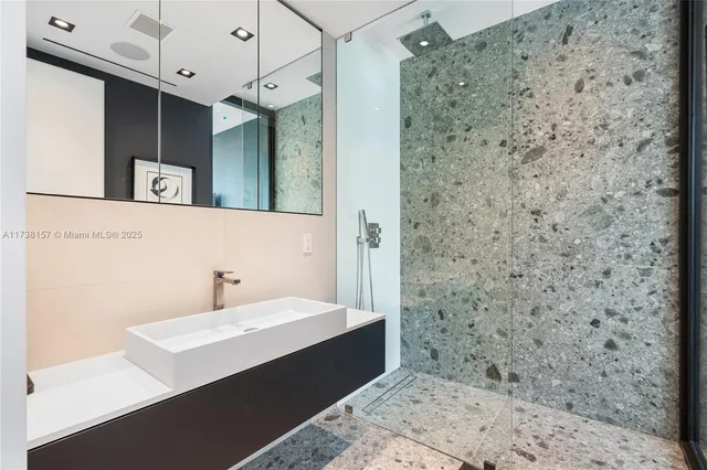 $95,000 | 1369 North Venetian Way, Miami, FL 33139