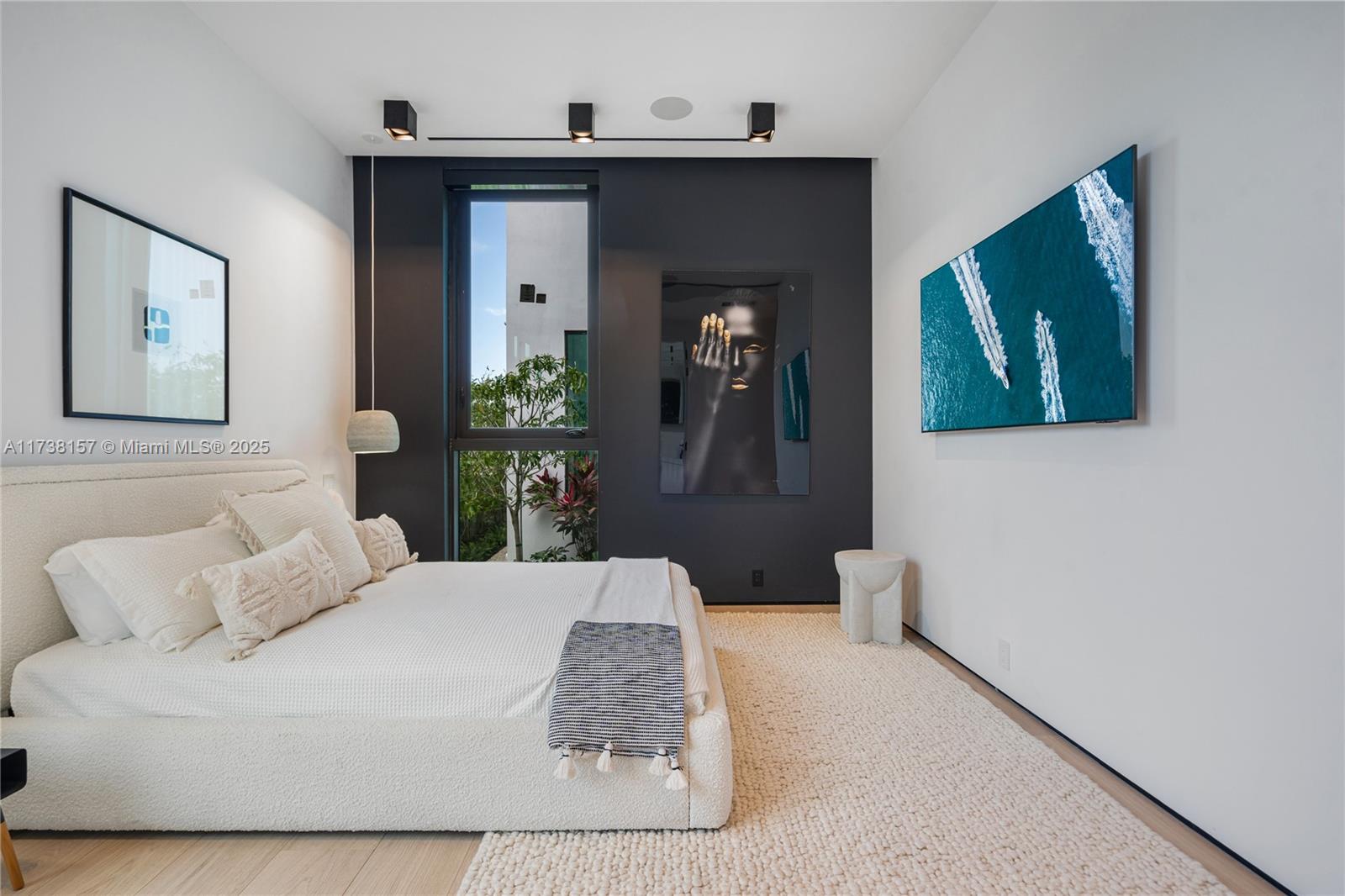 1369 North Venetian Way Miami, FL 33139 - Photo 26 of 55