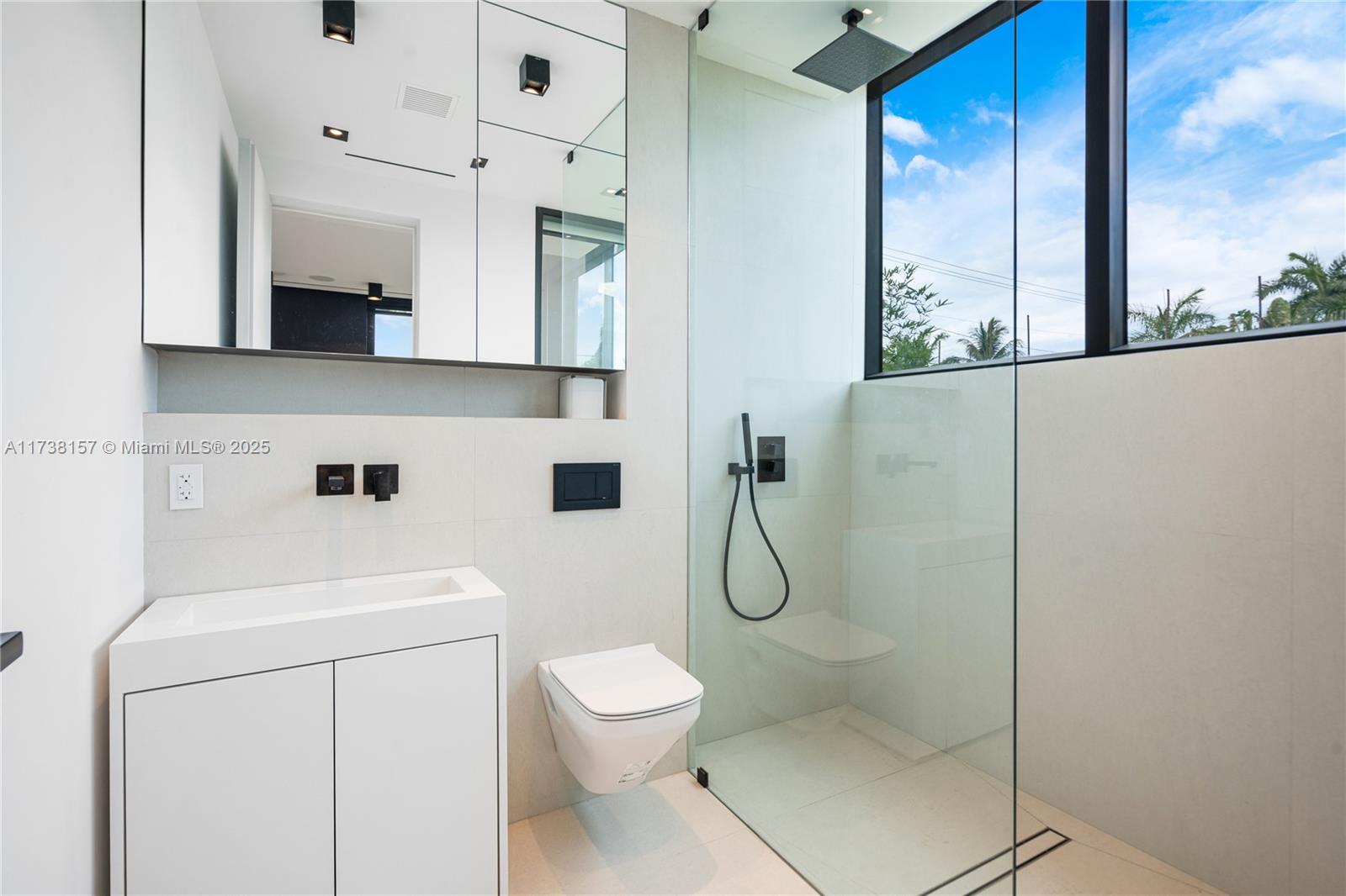 1369 North Venetian Way Miami, FL 33139 - Photo 27 of 55