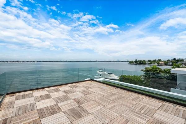 $90,000 | 1369 North Venetian Way, Miami, FL 33139