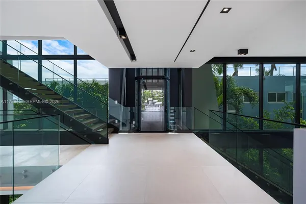 $90,000 | 1369 North Venetian Way, Miami, FL 33139