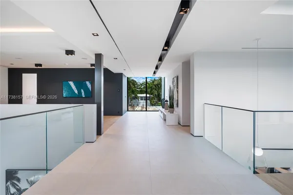 $90,000 | 1369 North Venetian Way, Miami, FL 33139