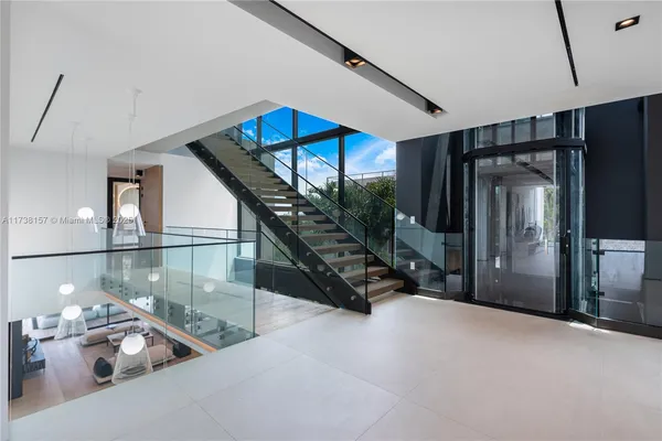 $90,000 | 1369 North Venetian Way, Miami, FL 33139