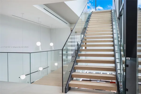 $90,000 | 1369 North Venetian Way, Miami, FL 33139