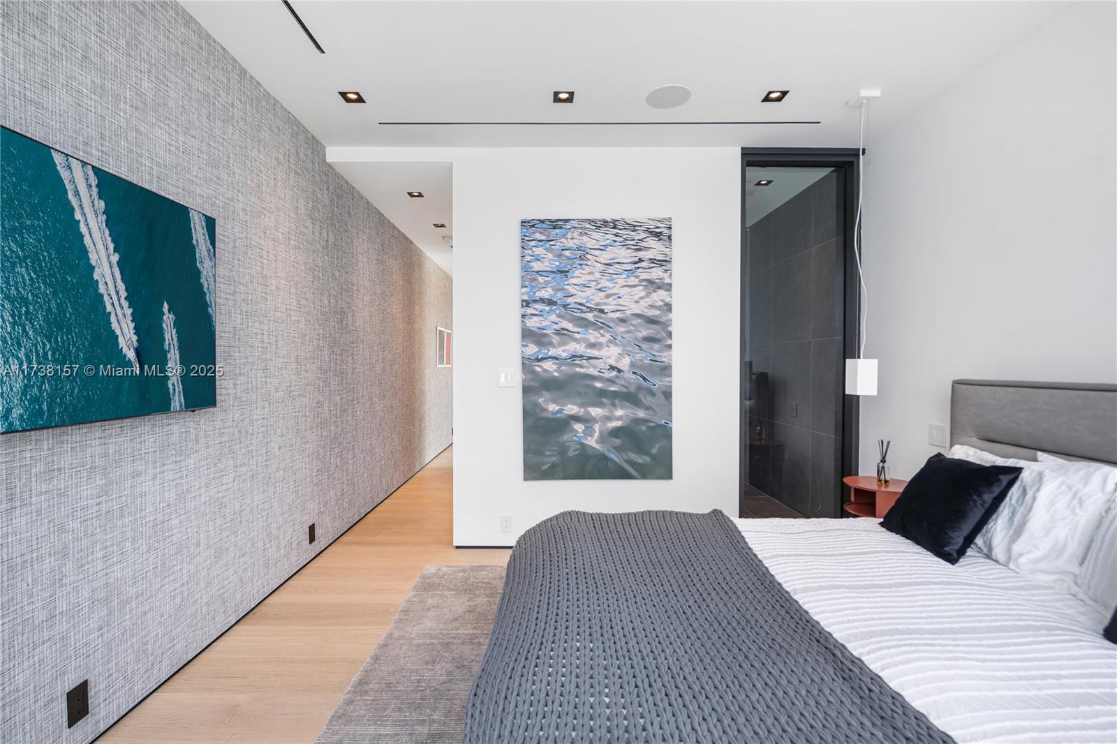 1369 North Venetian Way Miami, FL 33139 - Photo 45 of 55