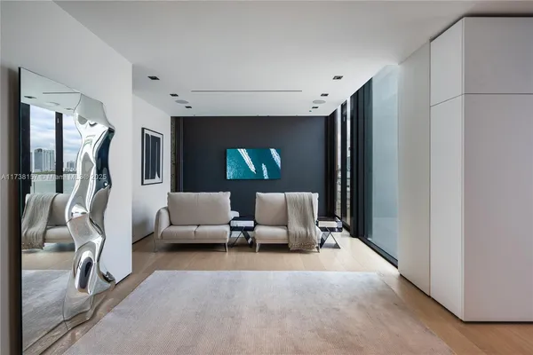 $90,000 | 1369 North Venetian Way, Miami, FL 33139