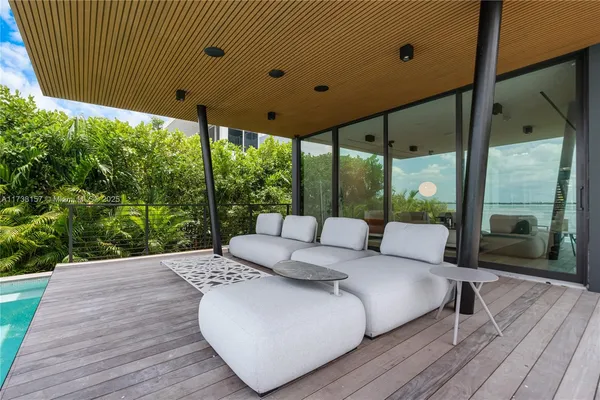 $90,000 | 1369 North Venetian Way, Miami, FL 33139