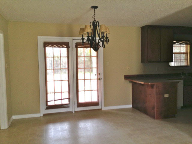 19814 Keller Road Foley, AL 36535 - Photo 4 of 7 Breakfast