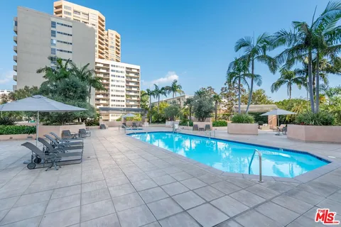 $2,295,000 | 10490 Wilshire Boulevard, Unit 1206, Los Angeles, CA 90024