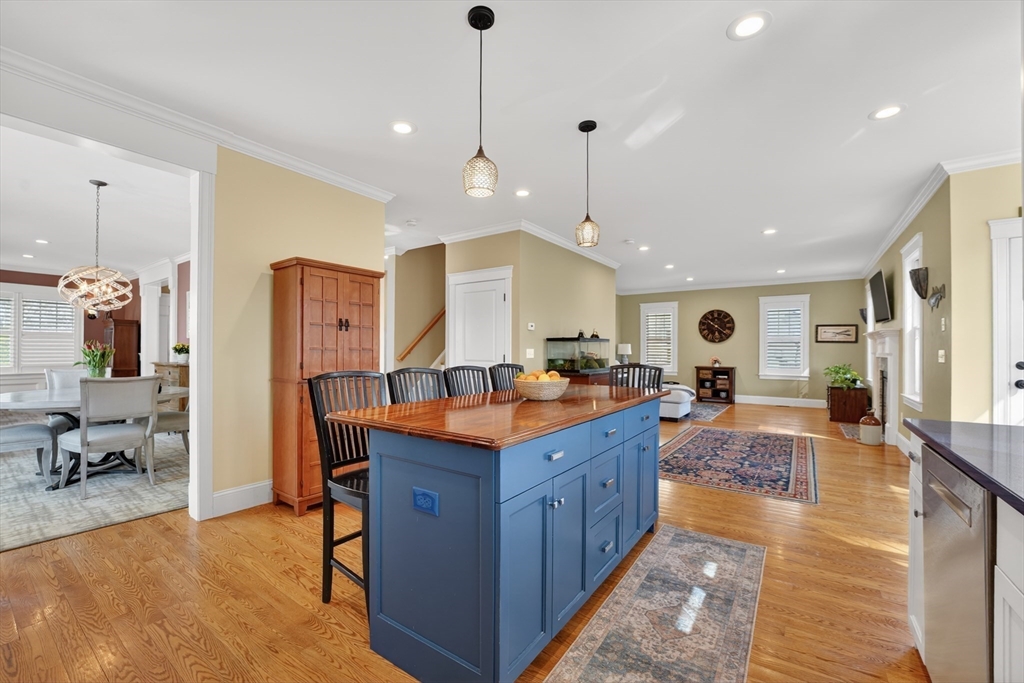 176 Melrose Avenue Needham, MA 02492 - Photo 11 of 41