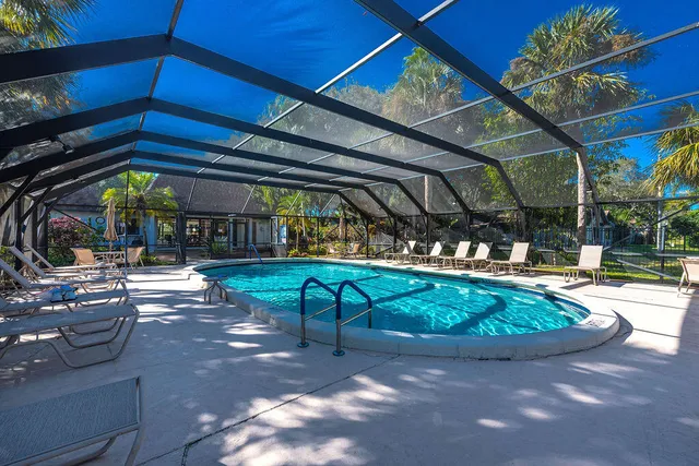 a view of a park with entertaining space