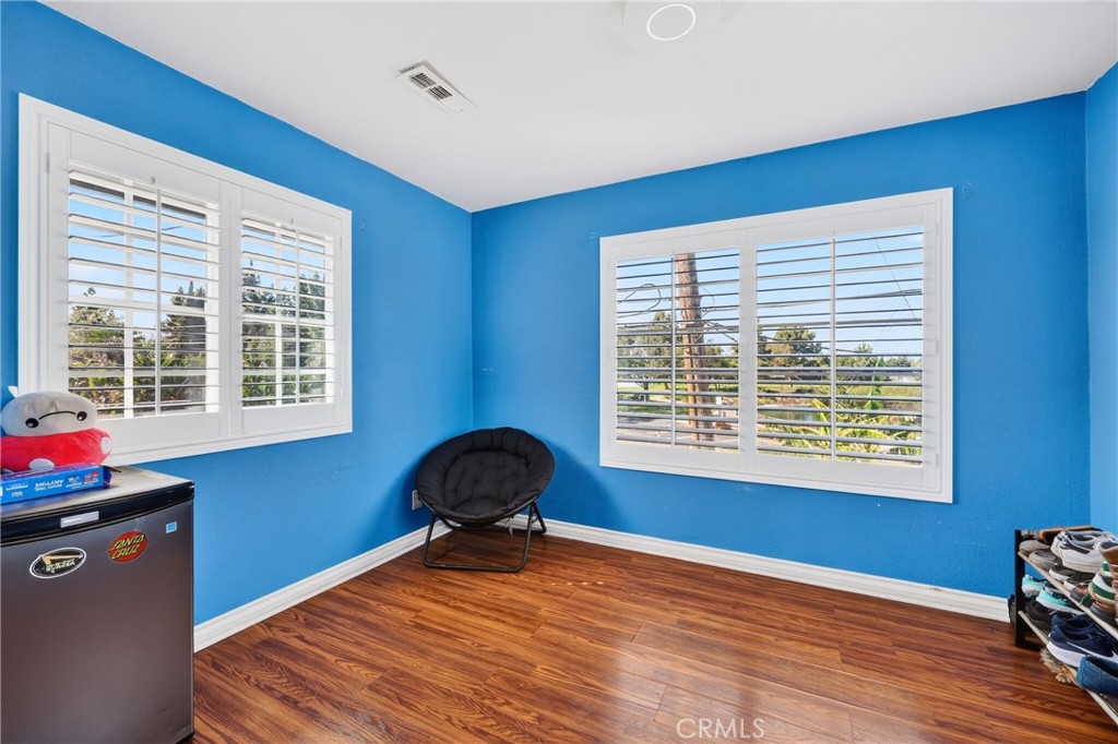 10939 Little Lake Road Downey, CA 90241 - Photo 29 of 55 a workspace with furniture and a window