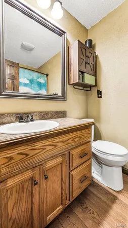 $425,000 | 424 Wild Turkey Lane, Robertsville, MO 63072